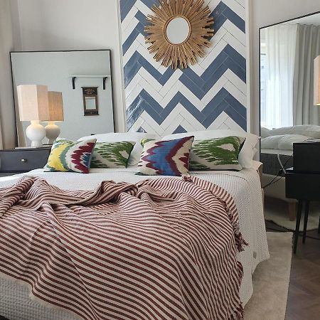 The Mirror Guesthouse - Terme Merano Bagian luar foto
